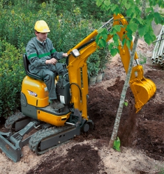 HITACHI ZX225-5