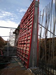HITACHI ZX225-5